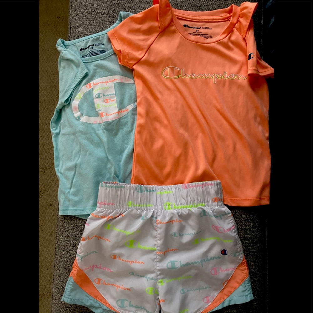 Girls 4T shorts matching outfit.